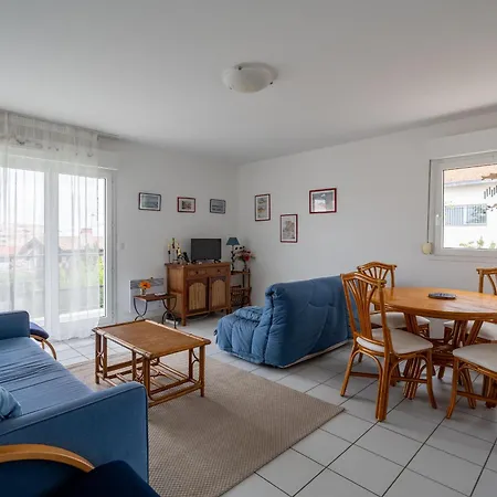 T2 Calme Avec Terrasse, Parking Prive, Proche Commerces Et Plages - - Fr-1-319-505 アパート